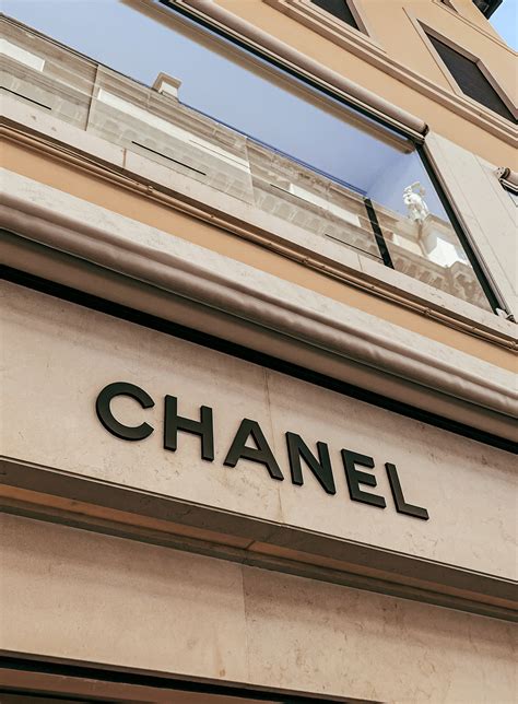 Chanel investit dans la maroquinerie avec les Ateliers .